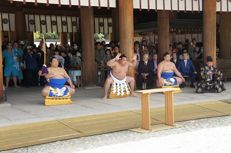 鶴竜関土俵入り