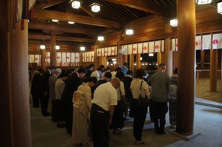 ◆正式参拝中のお祓いの風景